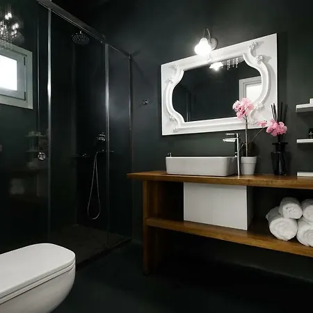 Riva Suites - Adults Only Apartment