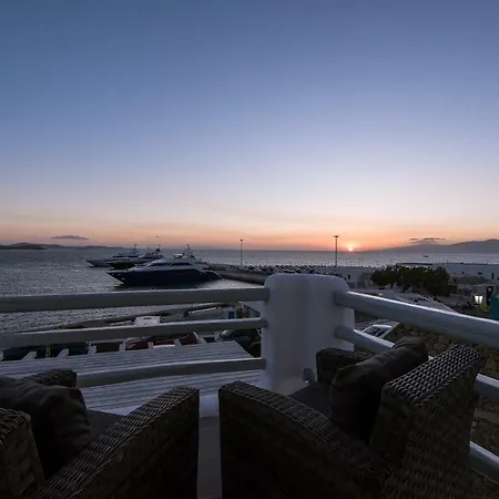 Riva Suites - Adults Only