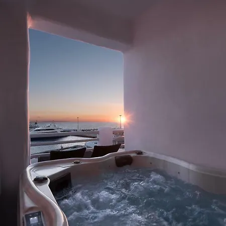 Riva Suites - Adults Only *
