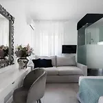 Riva Suites - Adults Only