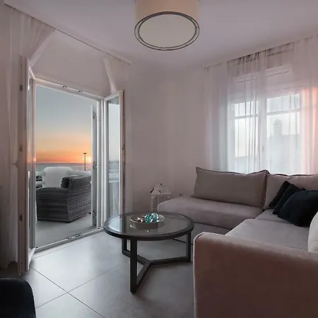 Riva Suites - Adults Only *